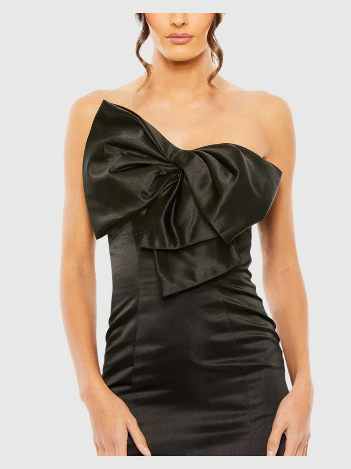 Strapless Bow Mermaid Gown