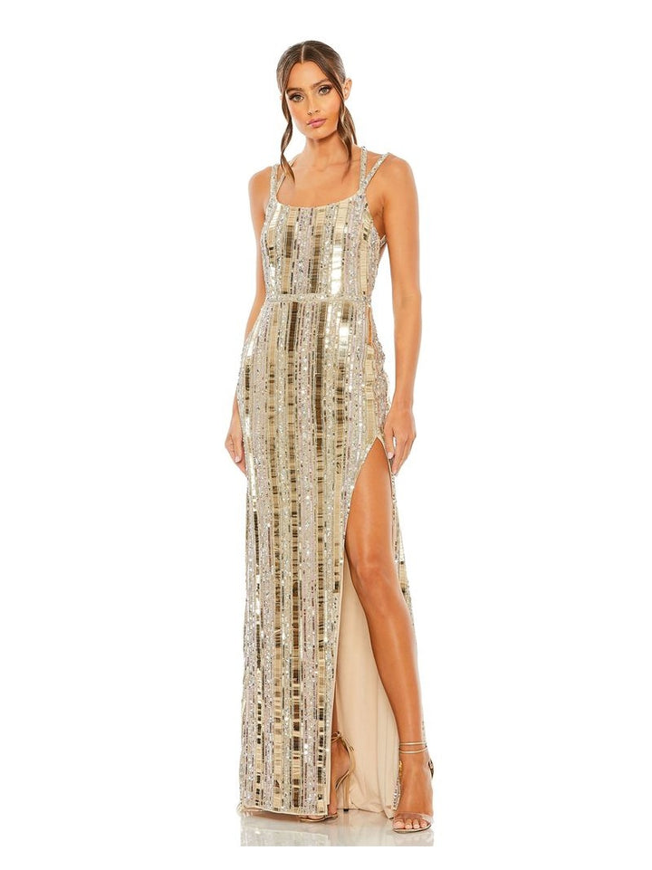 Halter Neck Embellished Detailed Back Gown