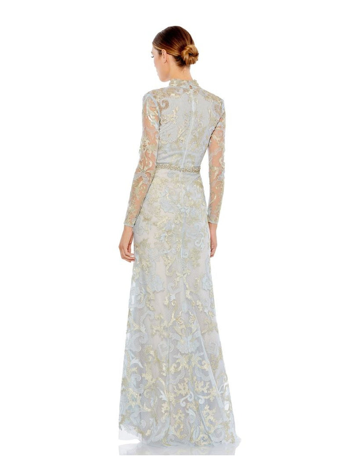 Queen Anne Lace Long Sleeve V-Neck Trumpet Gown