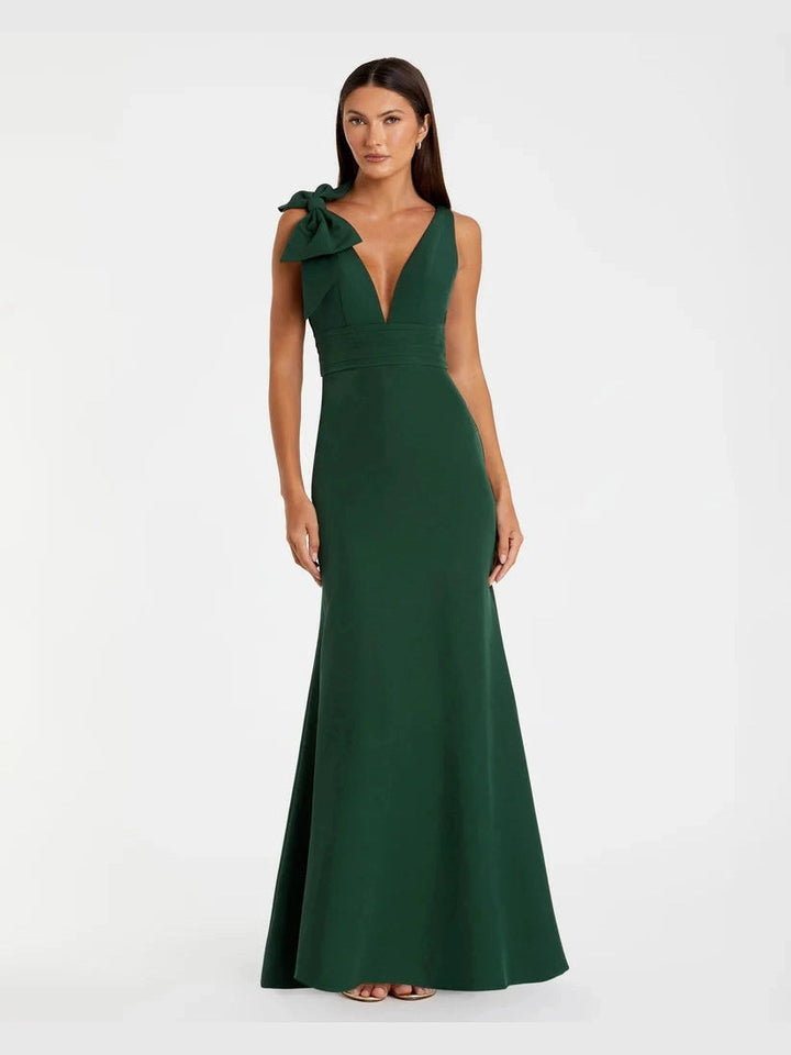 Sleeveless V Neck Bow Detail Mermaid Gown