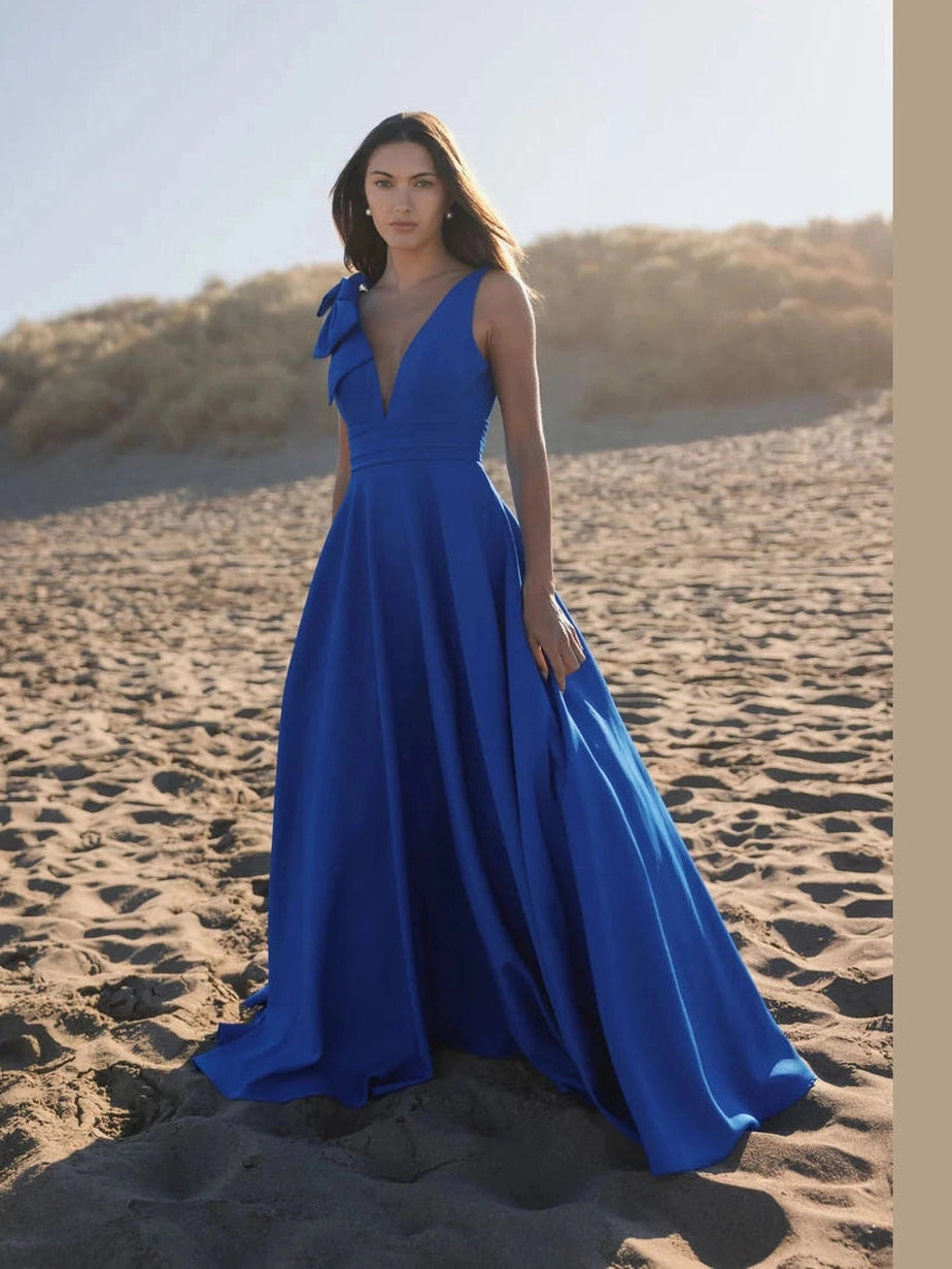 Blue Crepe Sleeveless V Neck Ballgown With Bow
