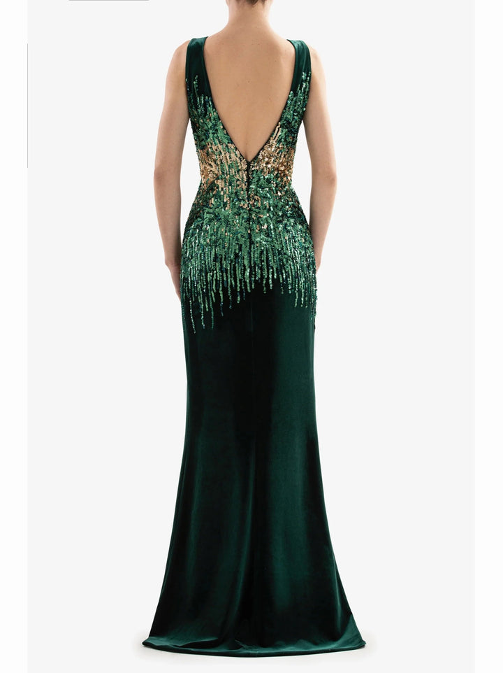 GREEN LONG FITTED VELVET DRESS