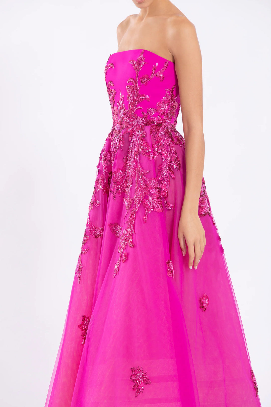 FUSCHIA STRAPLESS CREPE DESS