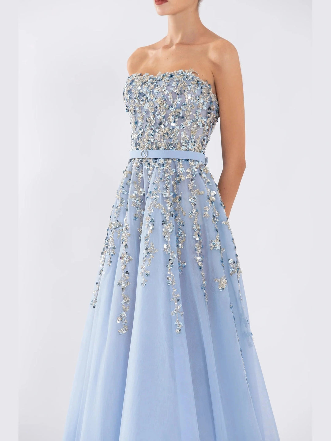 BLUE TULLE STRAPELESS DRESS