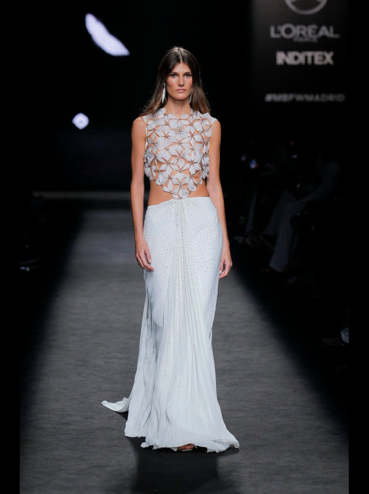 Sleeveless Burkina Gown