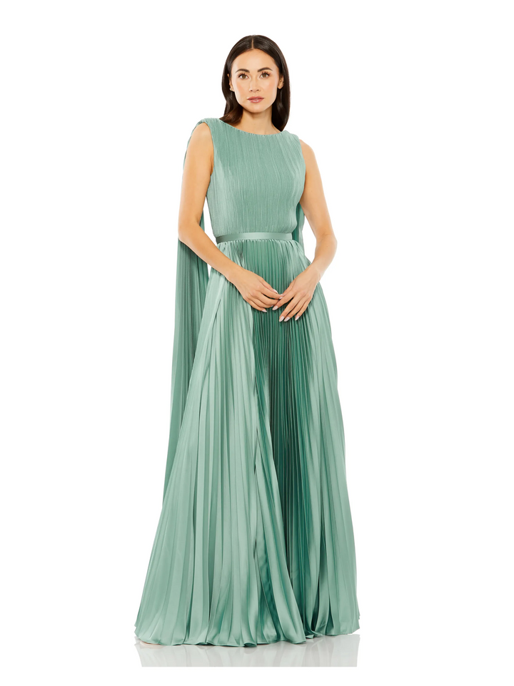 Sleeveless high neck cape back heat pleated gown