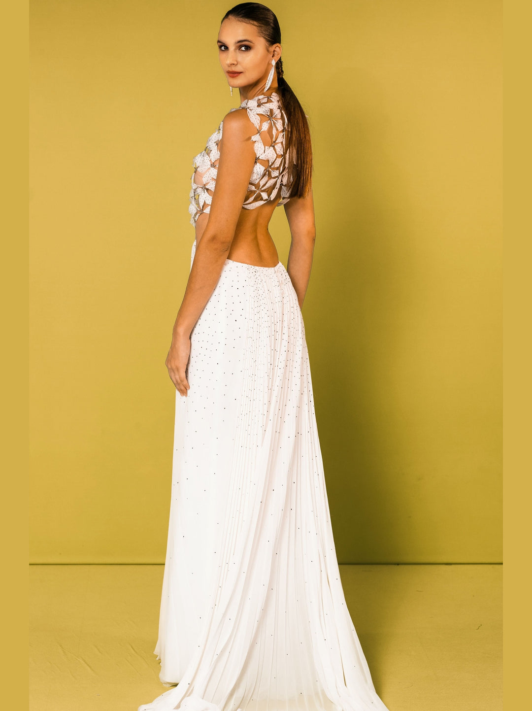 Sleeveless Burkina Gown