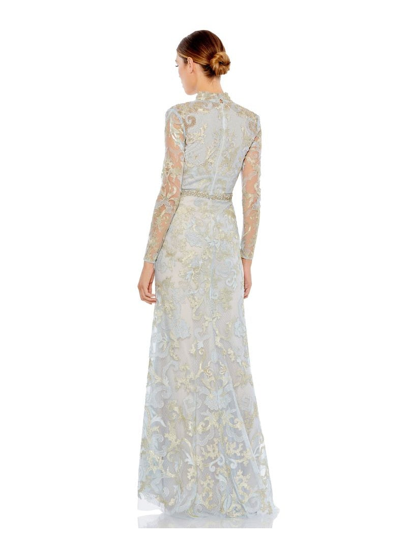 Queen Anne Lace Long Sleeve V-Neck Trumpet Gown