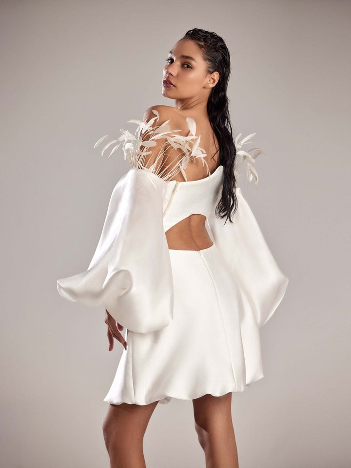 Elegant White Mikado Piqué Dress with Feathered Organza Sleeves