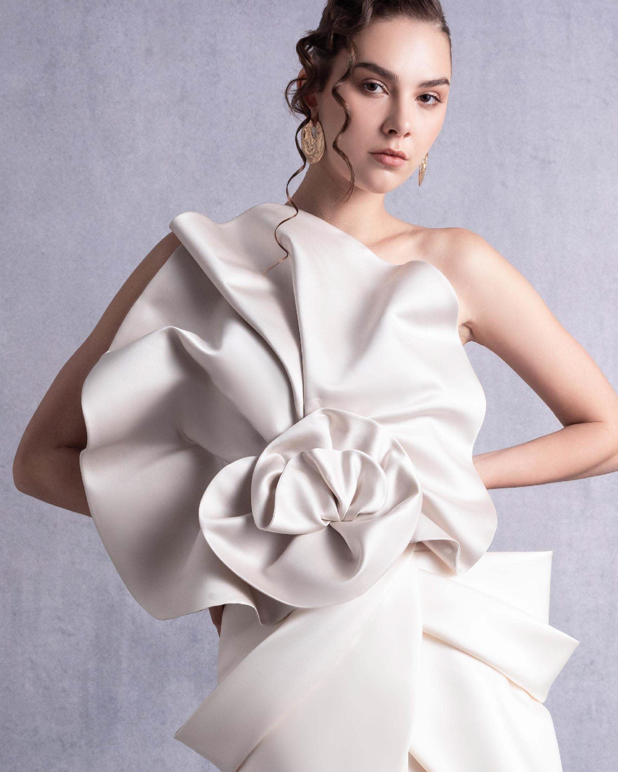 Sculptural Floral Design Draped Top – HOUSE OF VDJ
