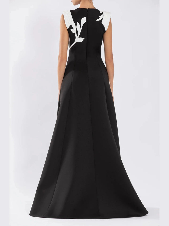 NEOPRENE
DRESS WITH LAZER CUT FLOWERS