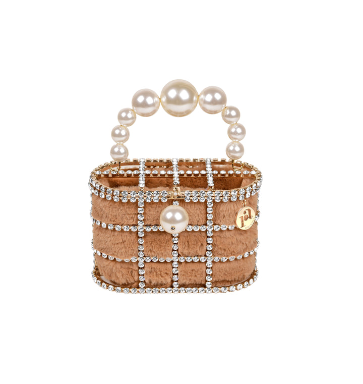 Holli Faux Peral