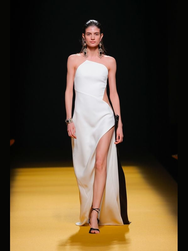 Sleeveless WAKANA Evening Dress